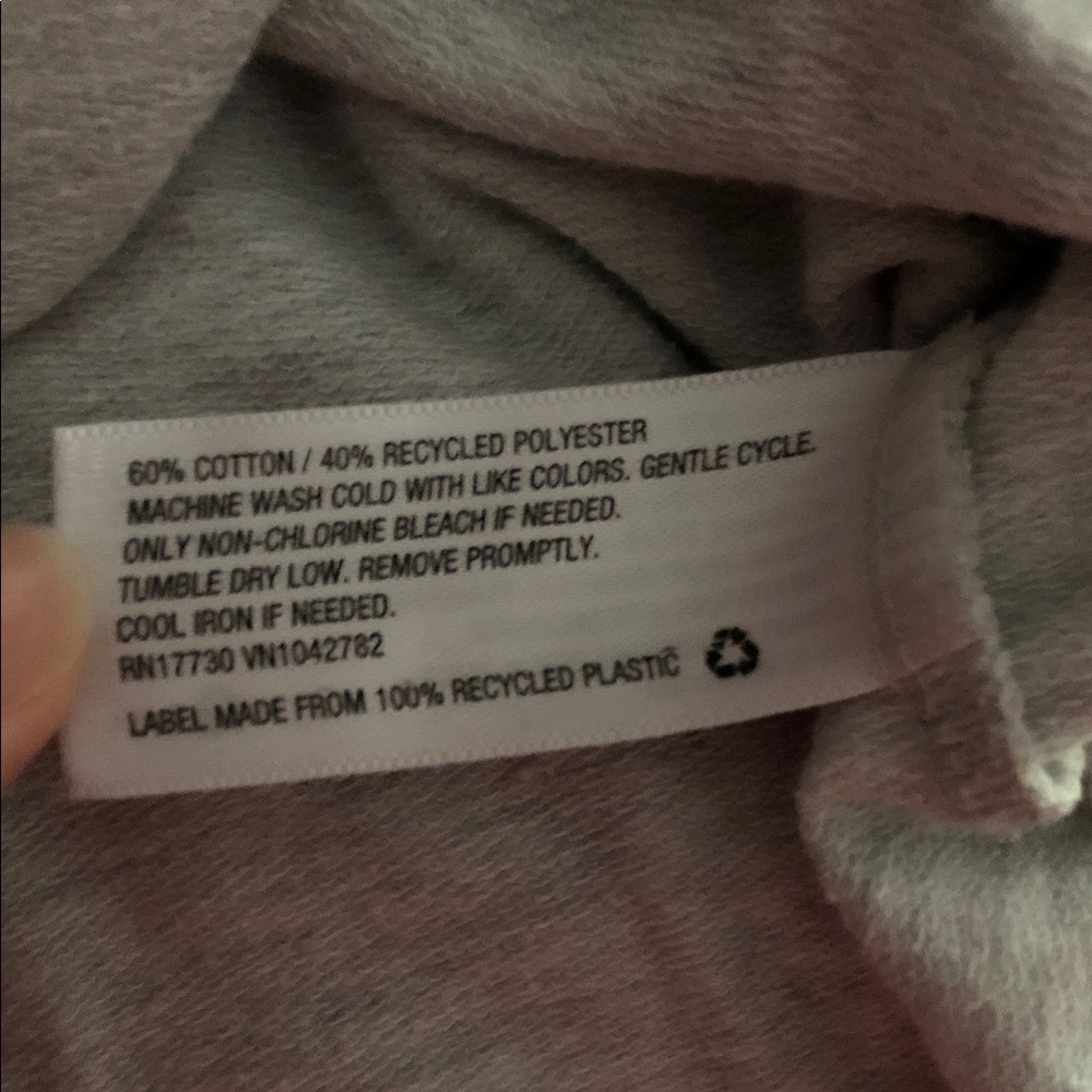 Universal Thread Zip Up - Picture 5 of 5